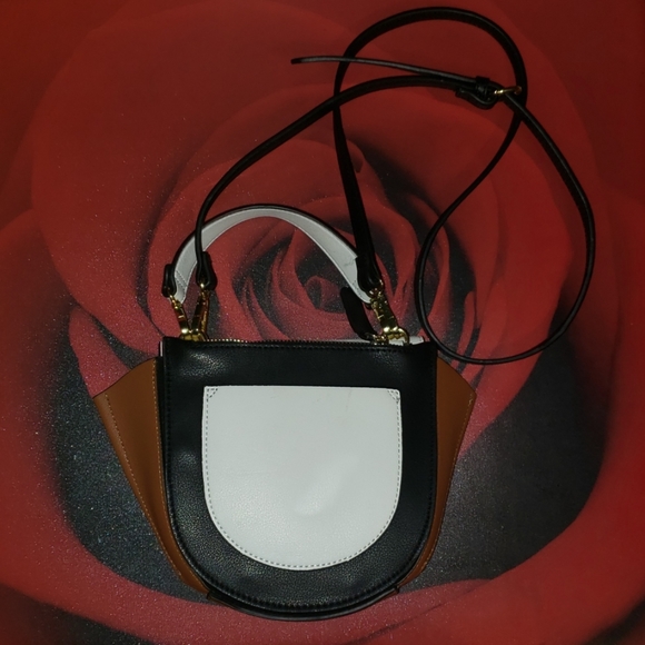 Fashion Crossbody Bag - Picture 2 of 4